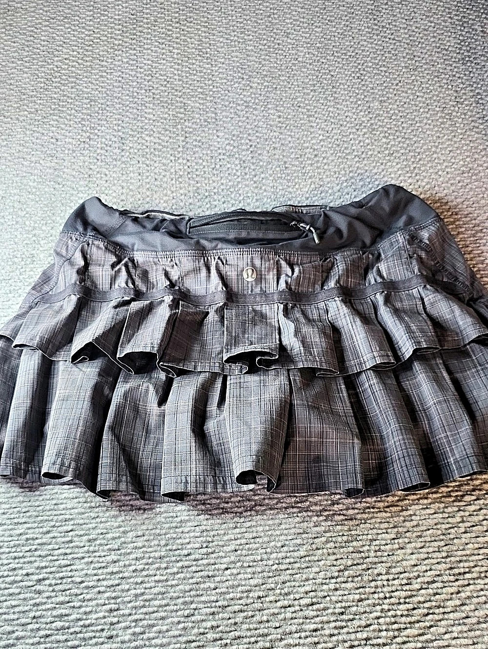 Lululemon Run: Pace Setter Skirt Plaid Ruffle Mini Skirt in Gray & Black Like